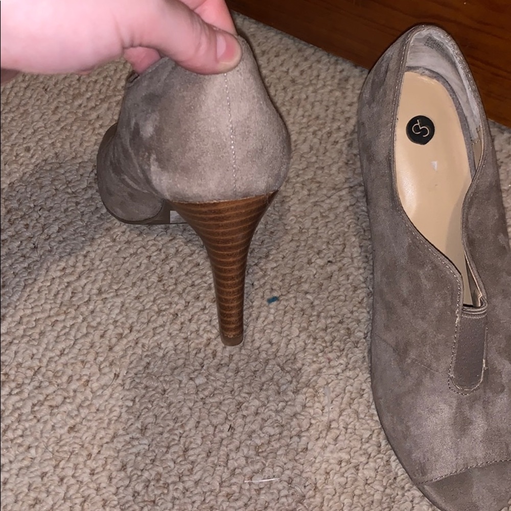 Open toe heels - Picture 3 of 3